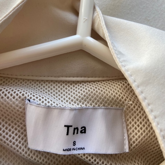 TNA Coaches Jacket - Picture 2 of 3